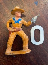 VINTAGE METAL LEAD BARCLAY COWBOY POINTING PISTOL - 02042023WO