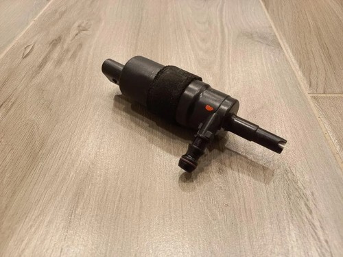 AUDI A6 4A2, C8 Scheinwerferwaschmotor 3B7955681 2.70 Diesel 2006 31461689