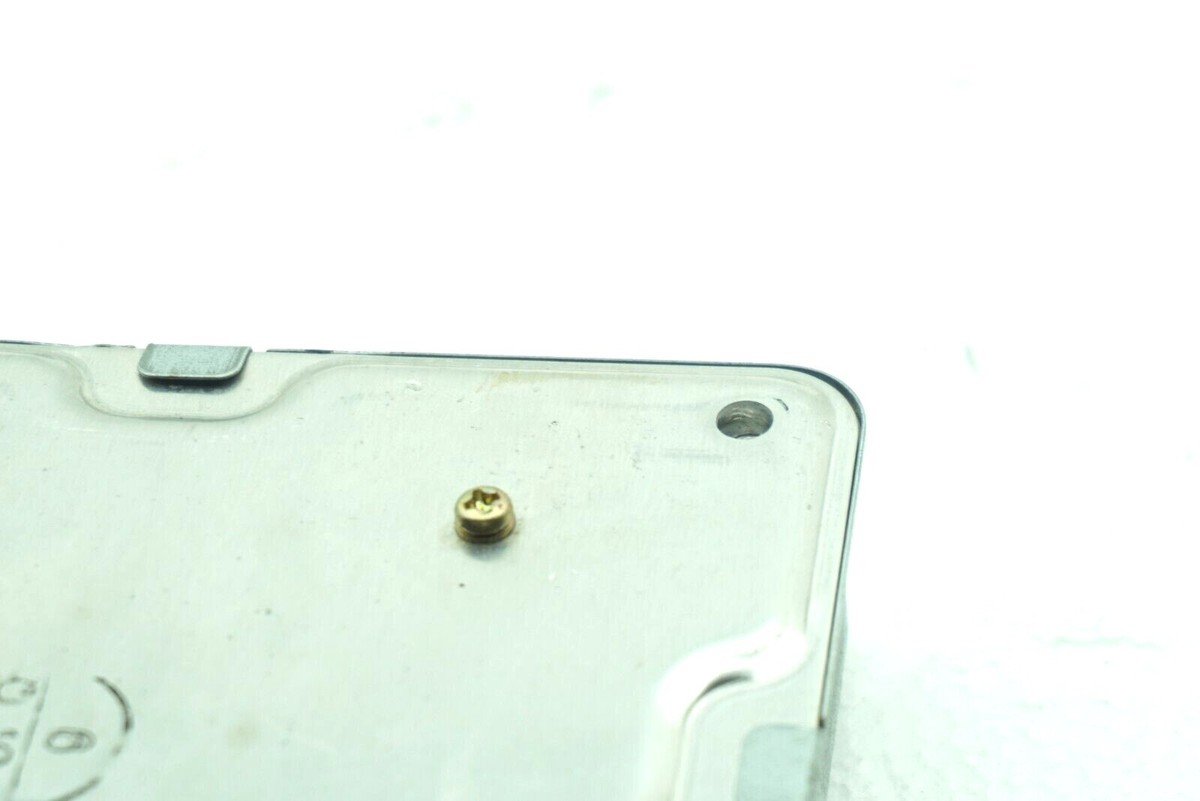 1995-1997 TOYOTA LAND CRUISER J80 4WD ABS ANTI LOCK BRAKE COMPUTER