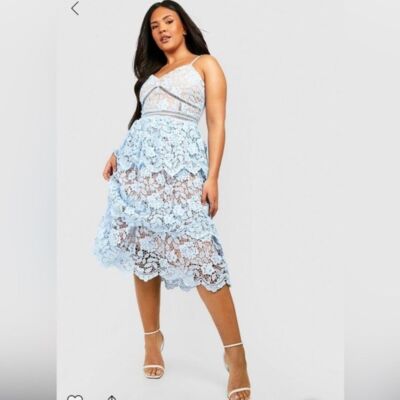 NWT Women's / Juniors Boohoo Stunning Blue Lace Peplum Dress MIDI Size 12