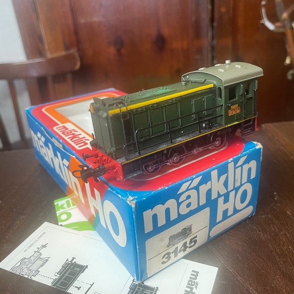 Marklin  escala H0 Locomotora  SNCF  en caja y50 ref 3145