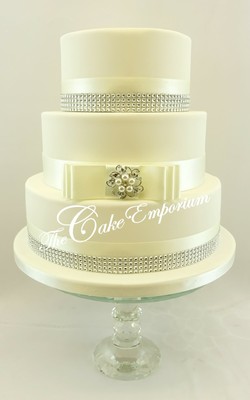 Gpstracker Malaysia Com Gateau De Mariage Strass Noeuds Ruban Bleu Diamante Trim Topper Options Gateau Sets Cake Design Patisserie Maison