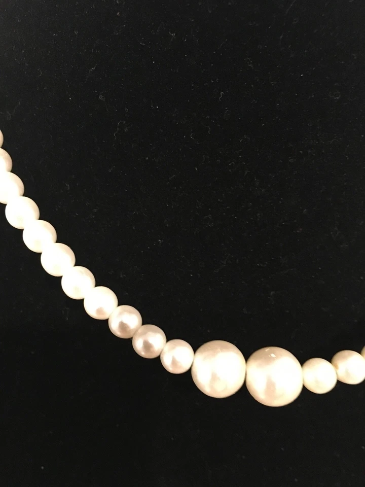 Hermoso collar gargantilla de alambre con cuentas de imitación de perlas delicadas  Foto 4 de 4