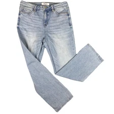MoCo Boutique Romans 10:9 Light Wash Straight Leg Jeans Junior Size 9/29
