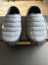 The North Face M Thermoball Traction Mule V size 9