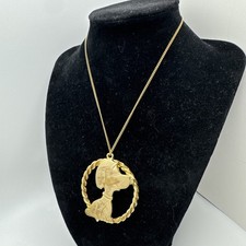 Vintage 97s Peanuts Snoopy Cartoon Necklace Twisted Gold Tone Metal Heavy Read