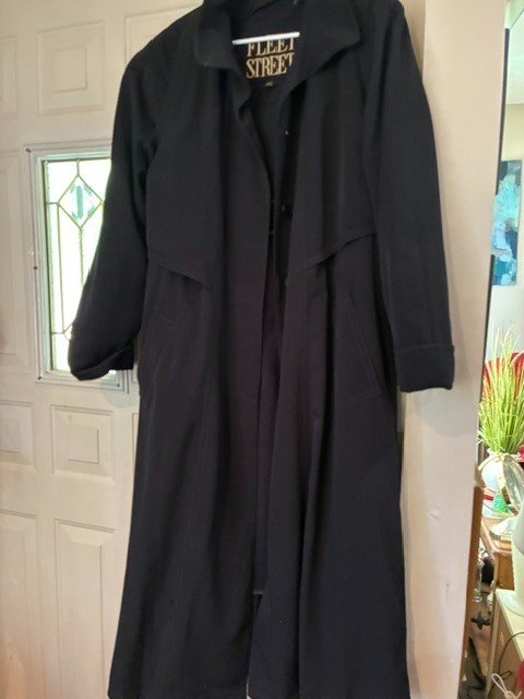 Vintage Fleet Street (Womans size 12) Black Trench/Rain Coat VERY STYLISH