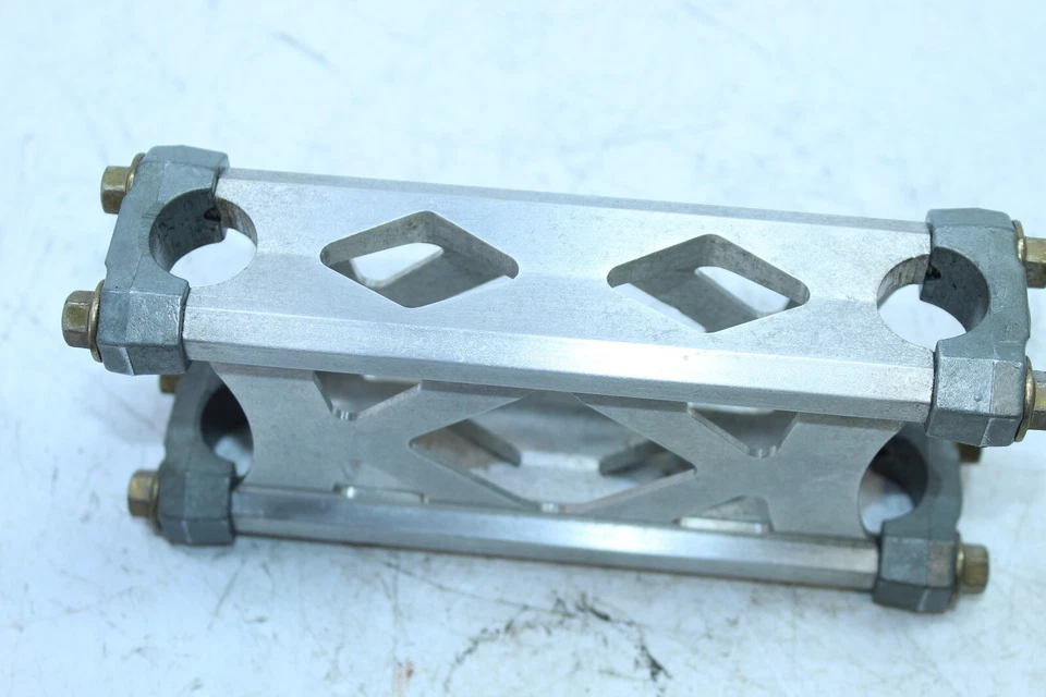 Yamaha SR VIPER LTX 2014 OEM elevador de barra de mano 8Jp-F381B-00-00 Foto 4 de 4