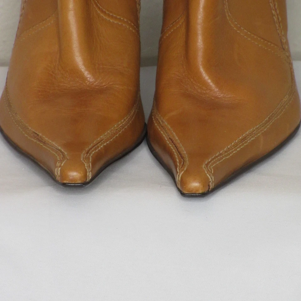 Botas de aguja Bronx para mujer de cuero marrón con cremallera lateral media pantorrilla 3 1/2" 6 1/2 M B28 Foto 2 de 4