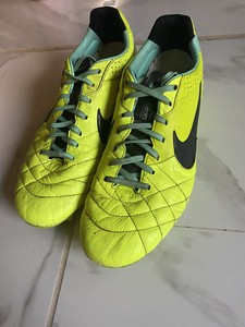 nike tiempo iv sg