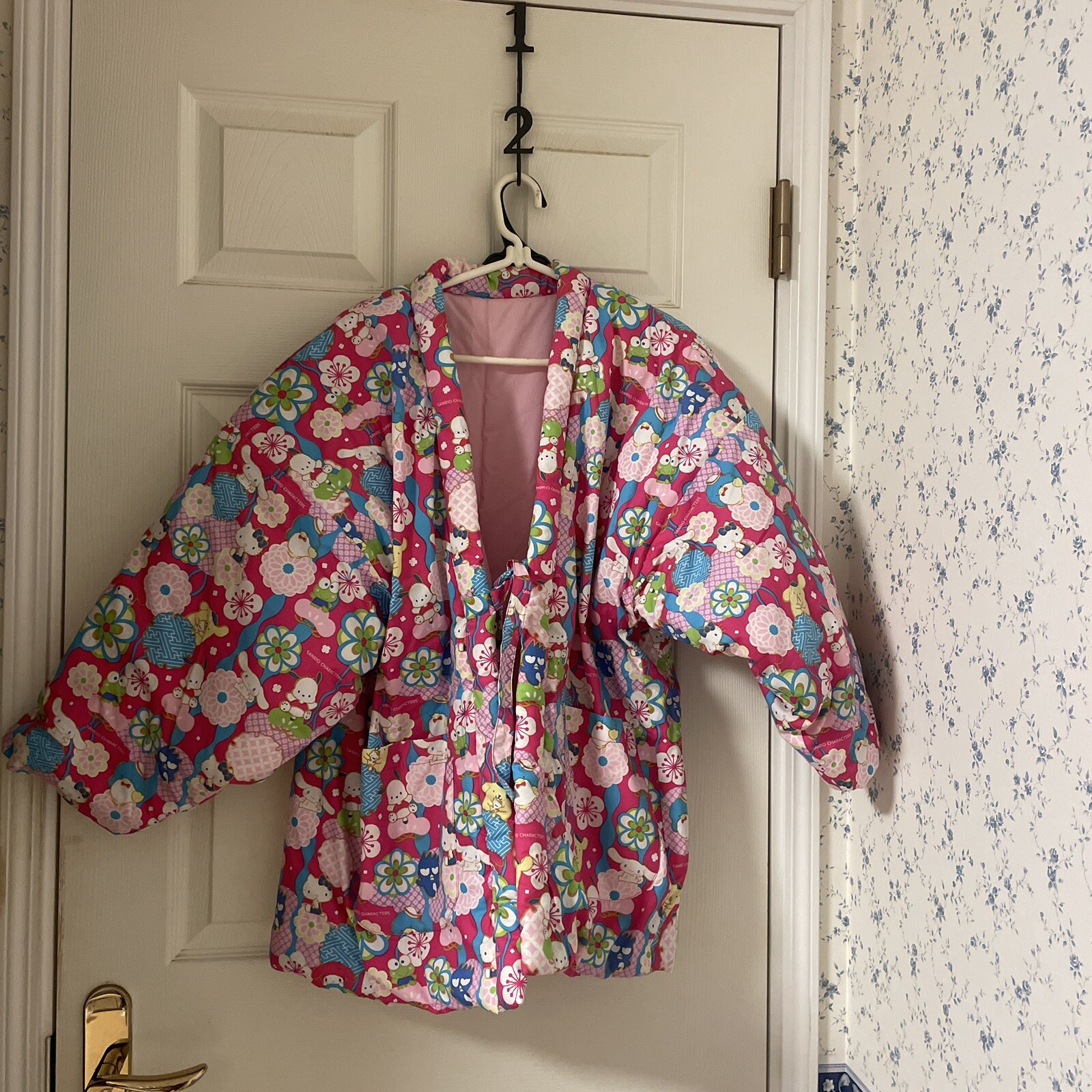 Sanrio Japanese Hanten Kimono Jacket Adult Rare Limited Edition Non-Sale Item