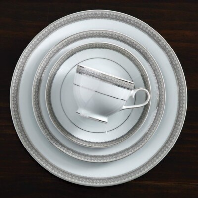 Mikasa 40 Piece Dinnerware Set: Elevate Your Dining Experience 1 Mikasa 40 Piece Dinnerware Set: Elevate Your Dining Experience