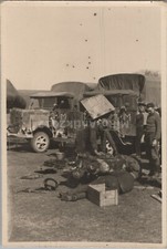 Photo, WW2, engine change on truck in field N 50256