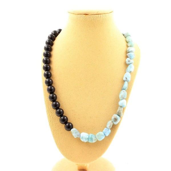 Steine Und MinéRaux. Halskette Perlen Larimar Von Republik Dominikanische+Achat-image
