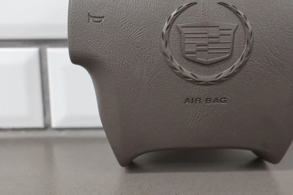 2003 Cadillac Escalade Driver Steering Wheel Airbag OEM Shale Foto 3 de 4