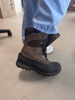 The North Face Chilkat IV Men's Snow Boot, Size 9