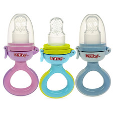 1 Pack Twist N' Feed Infant First Foods Feeder with Hygienic Cover: 10M , Color