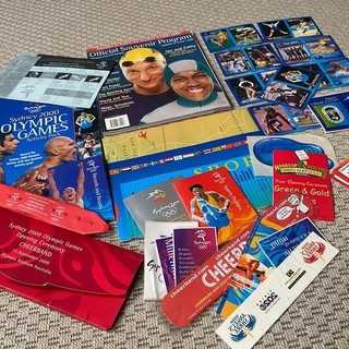 SYDNEY 2000 OLYMPIC GAMES ACTIVITY PACK & OFFICIAL SOUVENIR PROGRAMME