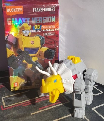 Blokees Transformers Galaxy Version 3 The Autobot Run Slug (Dino) (Unbuilt)