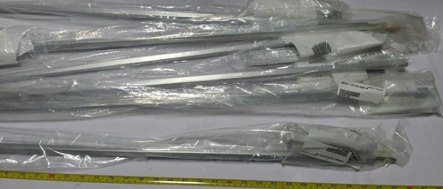 1 Von Duprin, 9827/57- F Vertical Rods, EXT 36", US26D, SKBAWA-a001 nn