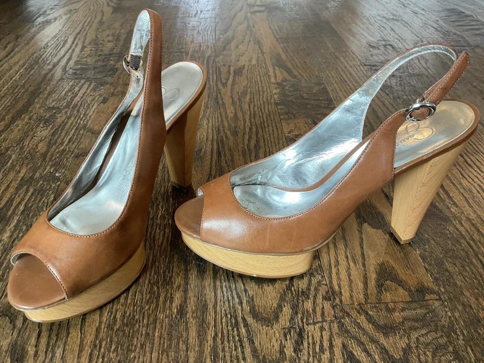 Salto plataforma feminino JESSICA SIMPSON "Bonee" couro marrom tamanho 8 B - Imagem 4 de 4