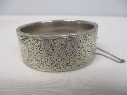 ANTIQUE STERLING SILVER HINGED BANGLE BRACELET with ENGRAVED LEAF & FLOWER - Picture 1 of 7