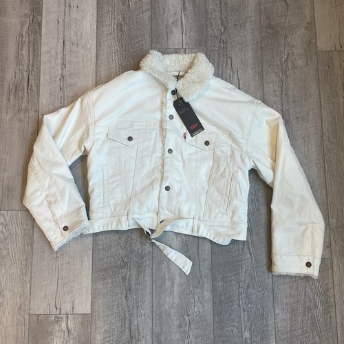 levis cocoon sherpa trucker, great 