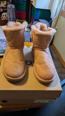 Ugg Mini 'Bailey Bow ' pink Leather Size 8