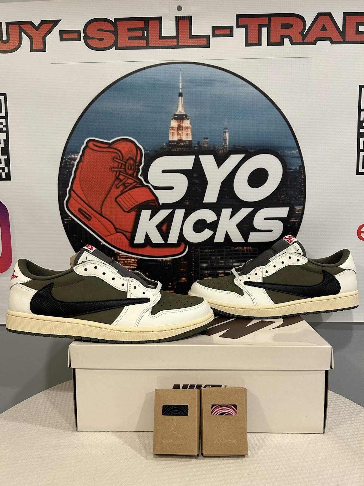 Size 11 - Travis Scott x Air Jordan 1 Retro OG SP Low Reverse Olive / Medium...