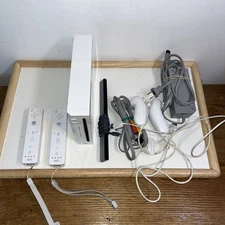 Nintendo Wii RVL-001(USA) Video Game Console Bundle - White - Tested