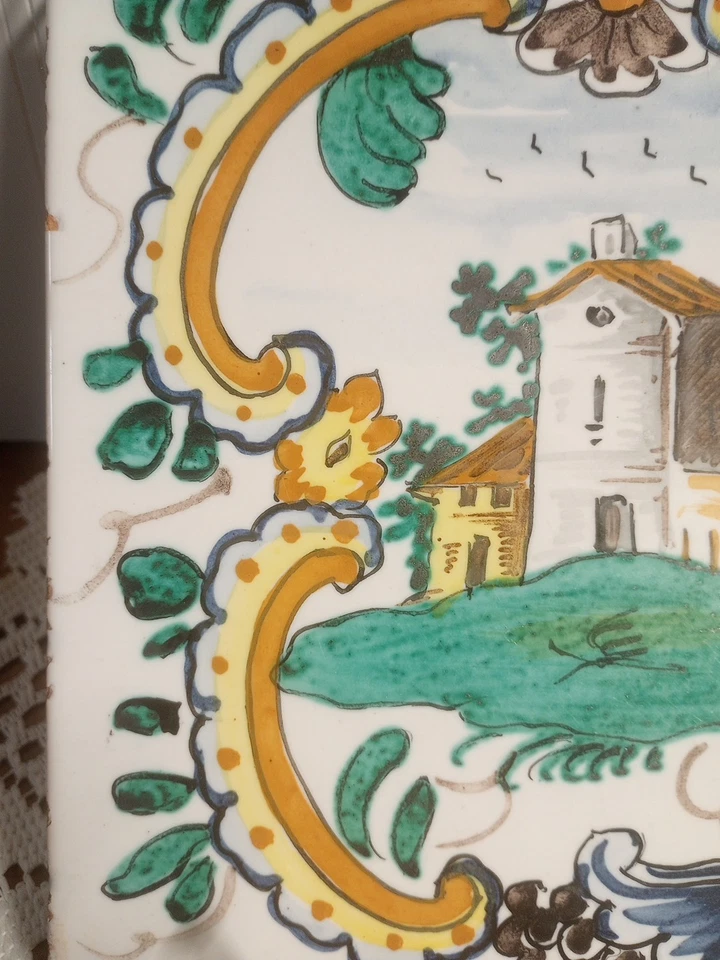 HAND PAINTED ITALIAN TERRACOTTA WALL TILE - Image 4 of 4