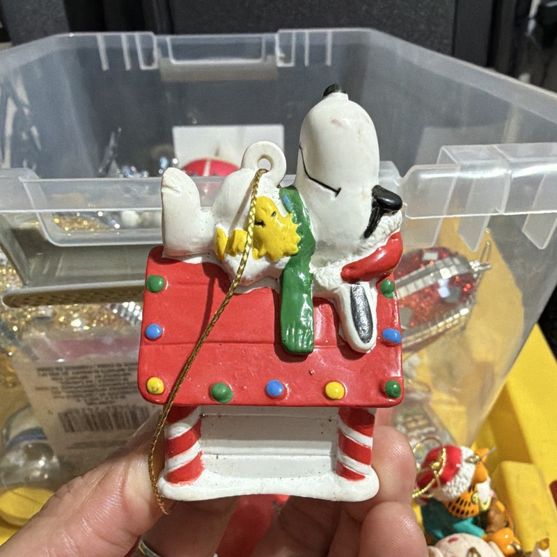 Peanuts Snoopy & Woodstock Christmas Doghouse Hanging Ornament Vintage