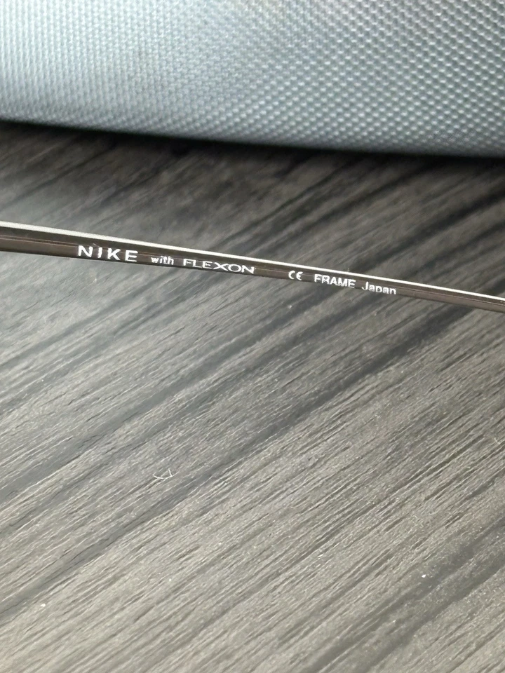 Gafas de sol Nike Linear Soft Shield, EV0190 002 Flash 125 Japón 501 con estuche Foto 2 de 4