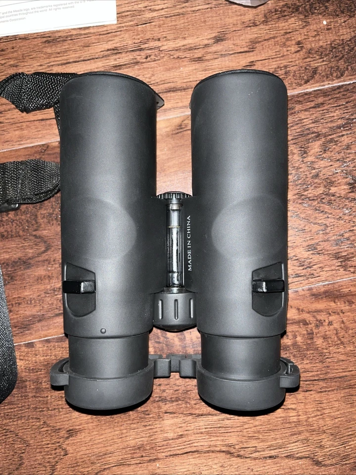 Meade Instruments Binoculars - 8x42 Waterproof (Black) - Image 3 of 4