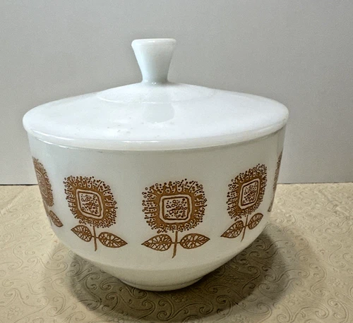 FEDERAL GLASS White Casserole w/ Lid Brown Sunflower 1.5qt 1960's