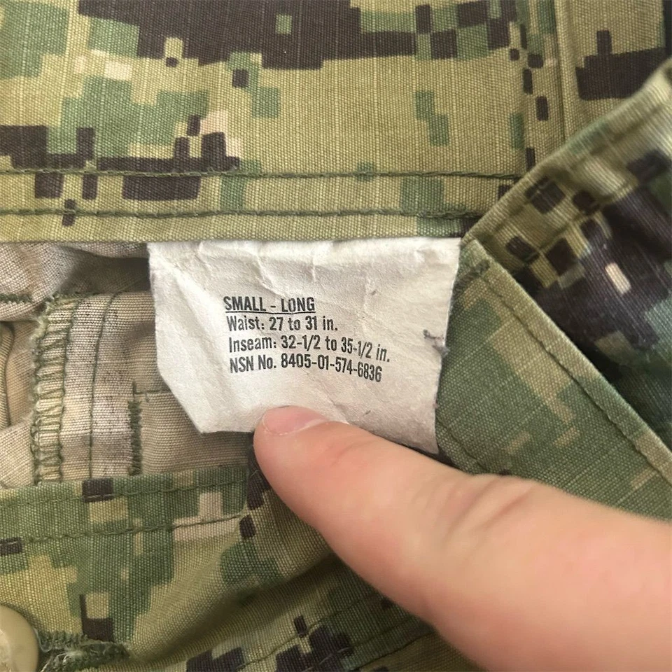 US Navy NWU Type III Men's Cargo Pants Camouflage Green Size Small Long - Image 3 of 4