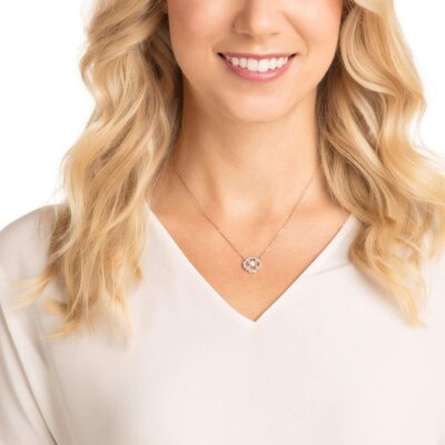 Swarovski Sparkling Dancing Crystal Necklace Flower ROS Authentic 