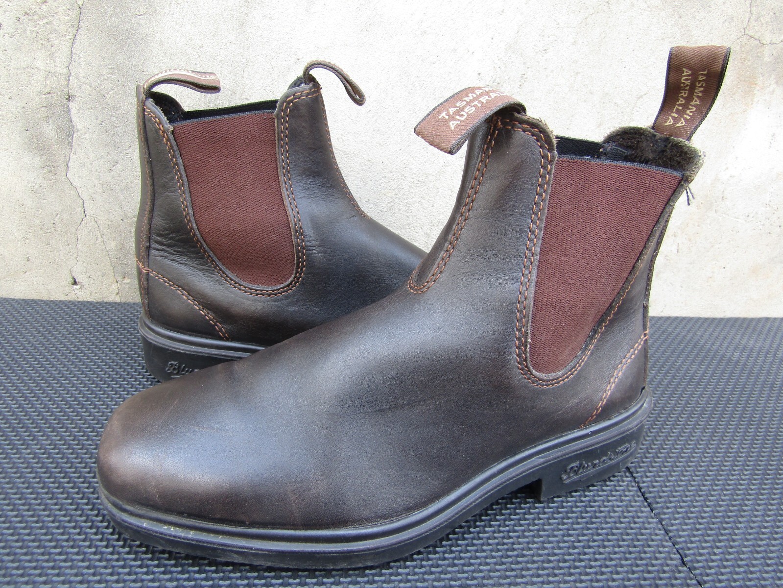 Women's Blundstone Original Brown Leather Chelsea Boots UK 4 US 7-image