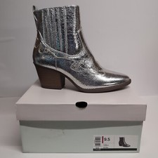 Women s Silver Glitter Covered Sparkly Chunky Heeled Boots Size 10.5 NEW