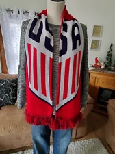 RuffNeck Winter Scarf Member USA Red White Blue 60L X 7.5W EUC
