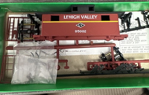 Kit Bowser Modelo Inglés HO #3-3059 Acero Caboose Lehigh Valley Nuevo en Caja | Condition: New