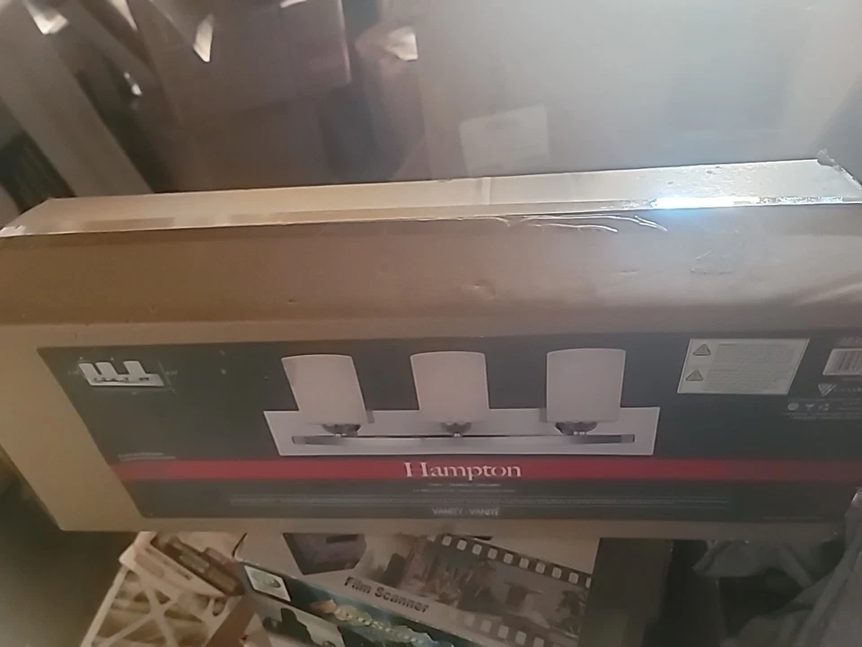 Vaidade de vidro transparente Canarmna IVL370A03BK-RG Hampton preto fosco - NOVA - Imagem 2 de 4