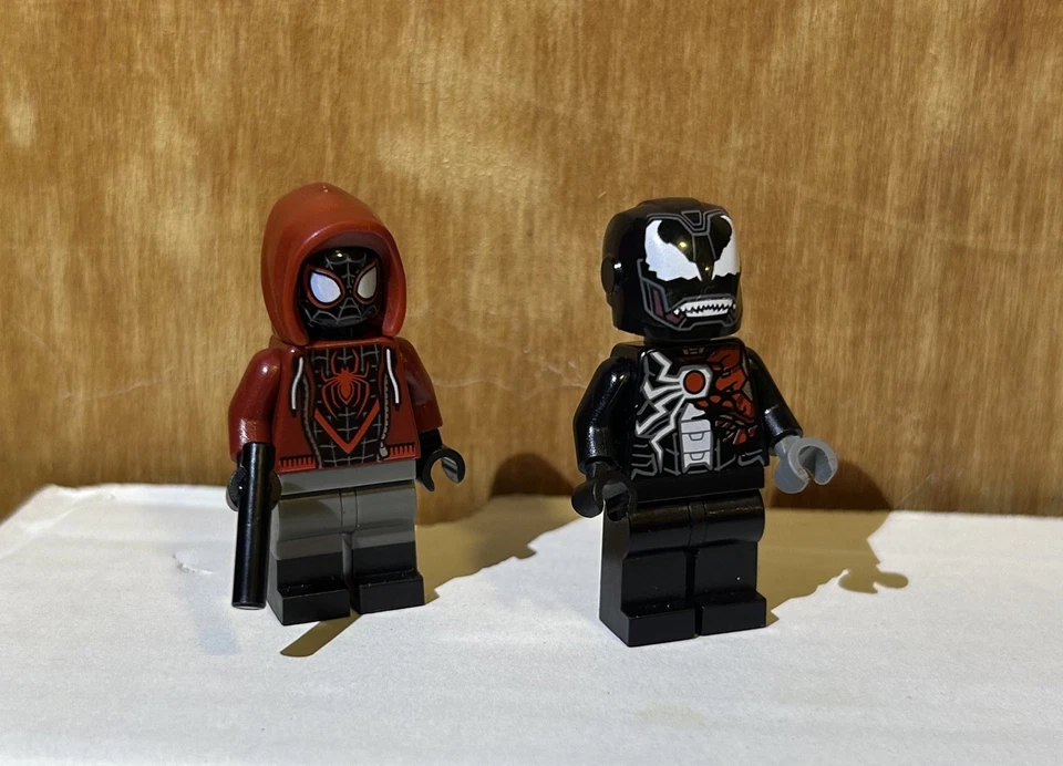Colección de minifiguras de personajes LEGO de superhéroes - ¡Marvel, DC y más! 13 figuras! Foto 2 de 4