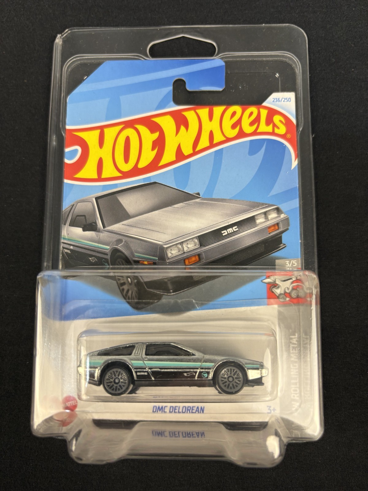2024 HOT WHEELS TREASURE HUNT CAR DMC DELOREAN 236/250 METAL 3/5 W/ PROTECTOR
