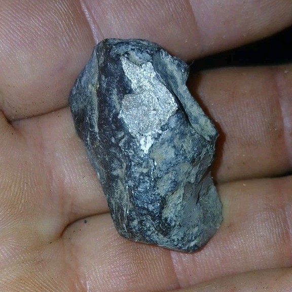 Natural Shape Rough Crystal Stone Mineral Specimen, Uncut, Dark Gray