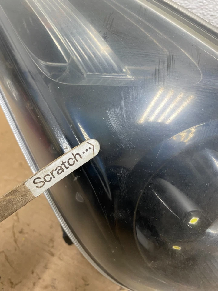 Комплект черных светодиодных фар для Infiniti G37 купе 2008–2010 годов от оригинального производителя P1254 DG - Изображение 4 из 4