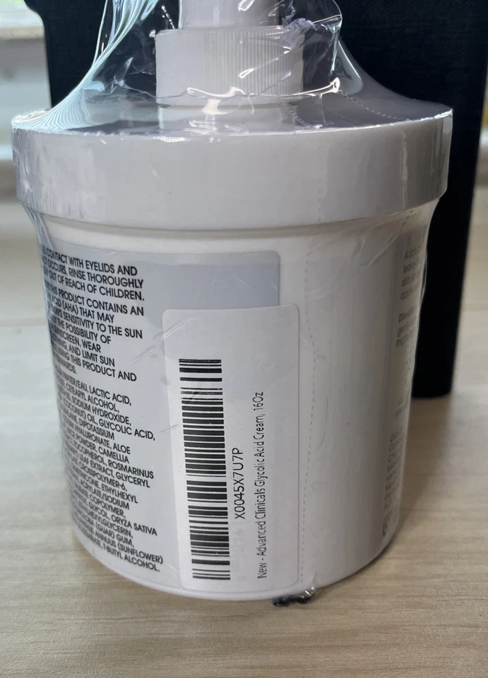 Advanced Clinicals 10% Glycolic Acid + Lactic Acid Body Lotion Skin Care - Image 4 of 4