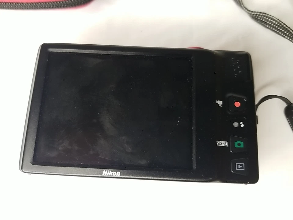 Nikon COOLPIX S6100 16.0MP Digital Camera Red Touchscreen  - Image 4 of 4