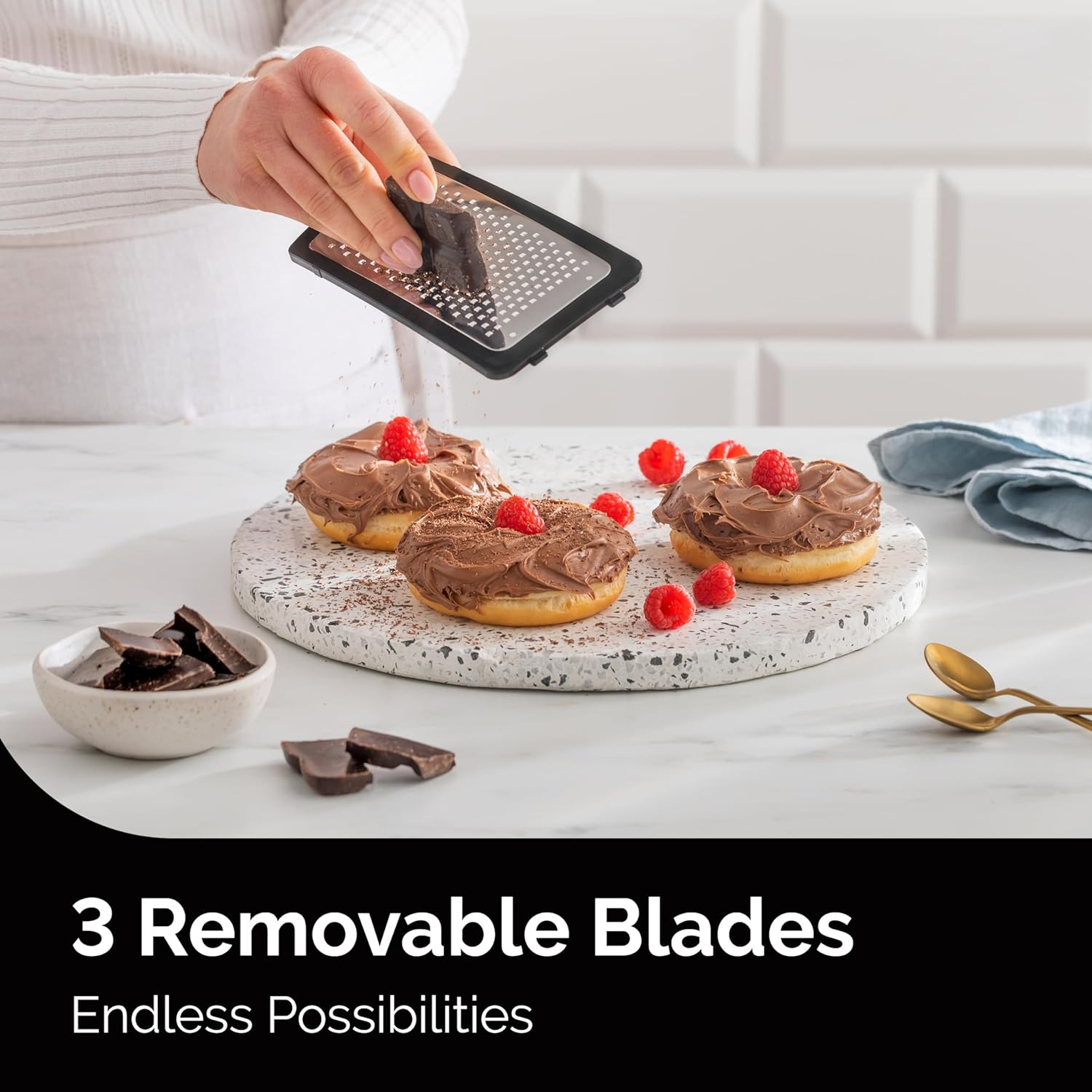 Cheese Grater with Garlic Crusher- Box Grater Vegetable Shredder with 3 Stainles