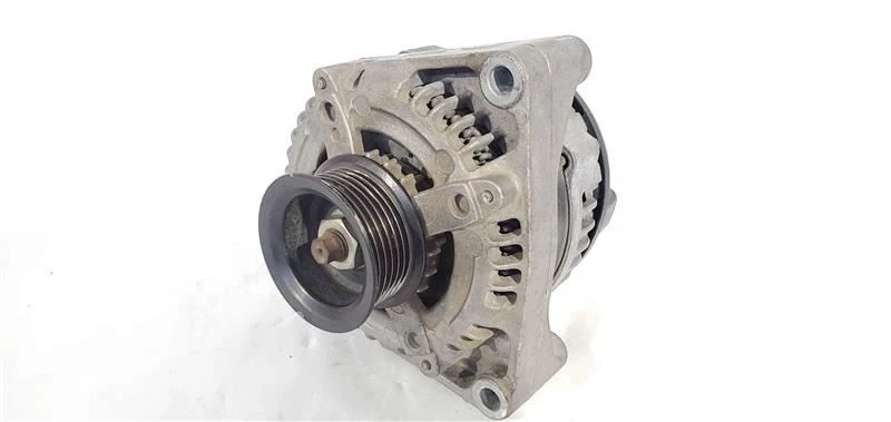 Alternator 4.3L RWD OEM 2018 2019 2020 2021 Chevrolet Express 3500 - Image 2 of 4